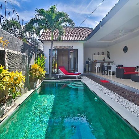 Bali Cinta Villa スミニャック エクステリア 写真